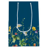 Geburtstags-Wildblumen auf blau Mittlere Geschenktüte (Rückseite)