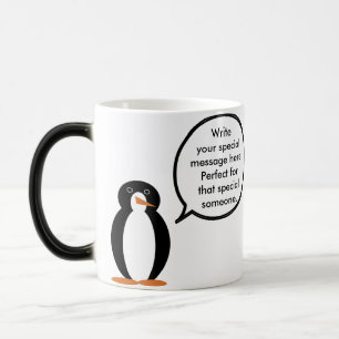 Geburtstagsanzug sprechende Ms. Penguin Personalis Verwandlungstasse