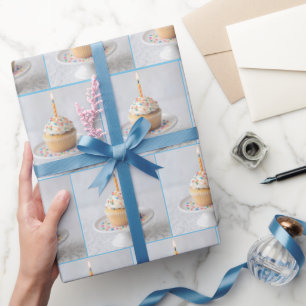 Geburtstagscupcake mit Kerze Geschenkpapier