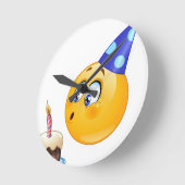 Geburtstagsemoji Runde Wanduhr (Winkel)