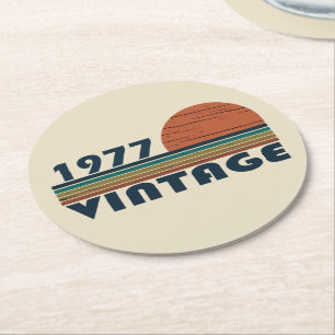 Geburtstagsfeier im Vintage-Stil von 1977 Runder Pappuntersetzer