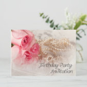 Geburtstagsfeier mit Rose und Perlen Einladung (Stehend Vorderseite)
