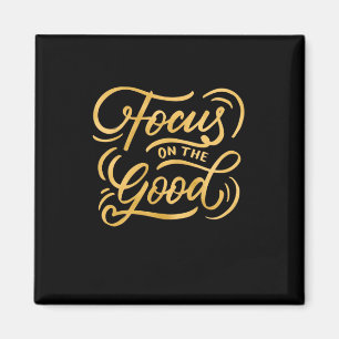 Geburtstagsgeschenk im Fokus auf das Gute Magnet