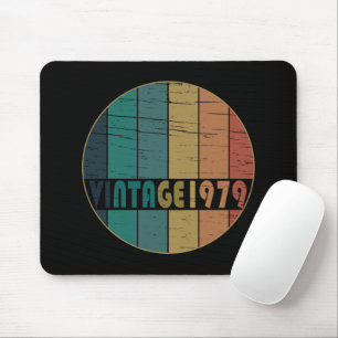 Geburtstagsgeschenk im Stil von 1979 Mousepad
