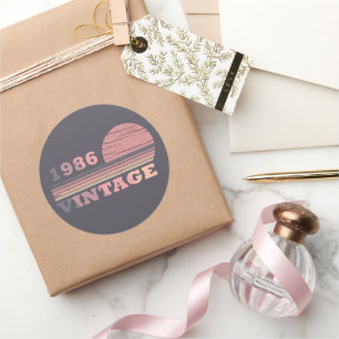 Geburtstagsgeschenk im Stil von 1986 Runder Aufkleber