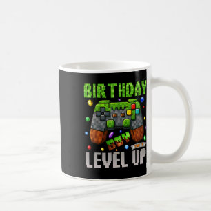 Geburtstagsjunge Zeit, um Pixel-GeburtstagsGamer z Kaffeetasse