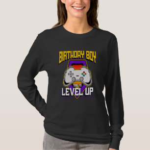 Geburtstagsjunge Zeit, um Retro-Video-Spiel zu erh T-Shirt