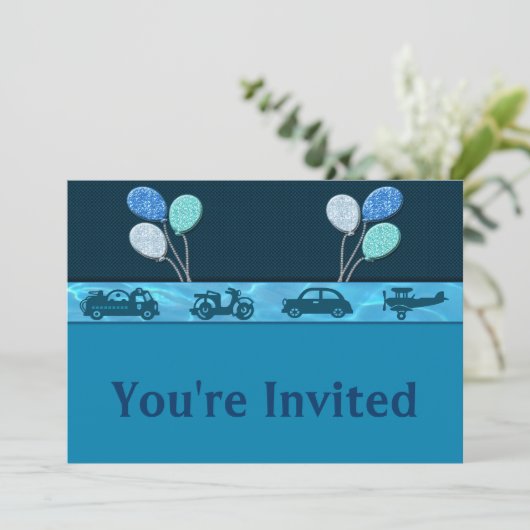 Geburtstagskind in blauer Einladung (Stehend Vorderseite)