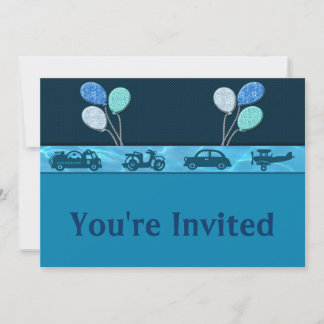 Geburtstagskind in blauer Einladung