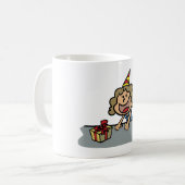Geburtstagskind mit Geschenk Kaffeetasse (Vorderseite Links)