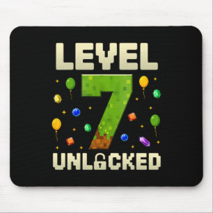 Geburtstagskleidung Stufe 7 unverschlossen 7. Gebu Mousepad