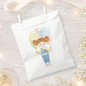 Geburtstagsmädchen in Overalls Redhead Geschenktütchen (Ausgeschnitten)