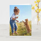 Geburtstagsmädchen mit Katze in Löwenzahn Karte (Gelbe Blume)