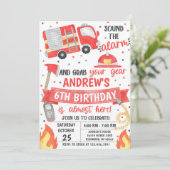 Geburtstagsparty eines Feuerwehrmanns Einladung (Stehend Vorderseite)