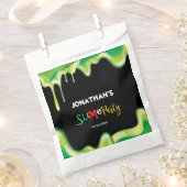 Geburtstagsparty mit grünen Schleifen Geschenktütchen (Ausgeschnitten)