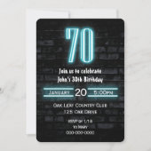 Geburtstagsparty Neon Sign auf Brick Einladung (Vorderseite)