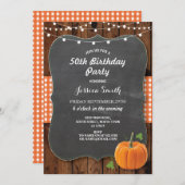 Geburtstagsparty Rustic Wood Pumpkin Chalk Fall Einladung (Vorne/Hinten)