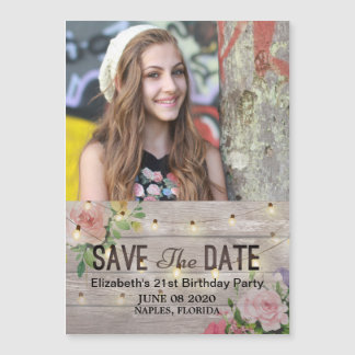 Geburtstagsparty Save the Date Blume Wood Lights Magneteinladung