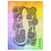 Gecko sitzt auf Mandala Blumen Klemmbrett (Rückseite)