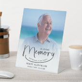 Gedächtnisbeerdigung in der Liebe Sockelschild (In SItu)