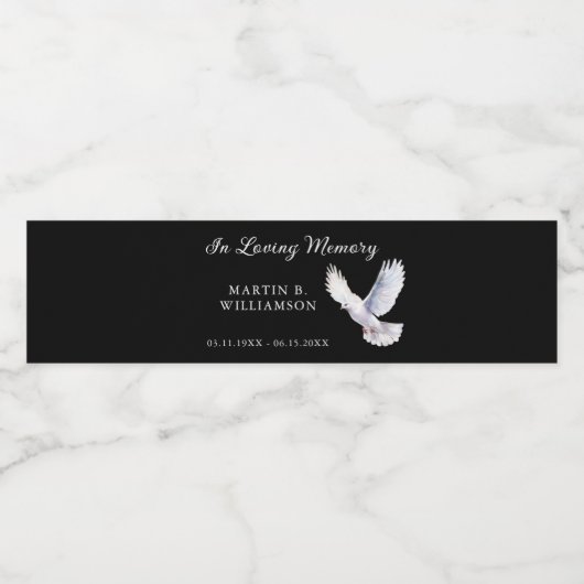 Gedächtnisbeerdigung Taube in liebenden Gedächtnis Wasserflaschenetikett (Einzelnes Label)