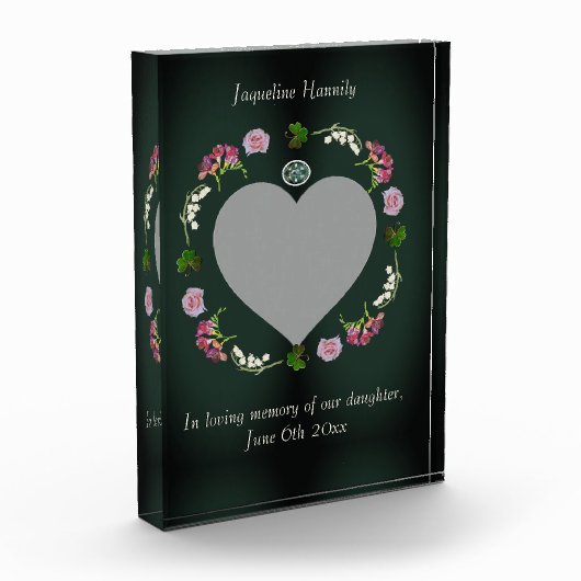 Gedächtnisdienst, in liebender Erinnerung an das H Fotoblock (Links)