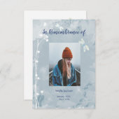 Gedächtnisdienst lädt Dragonfly White-Blume ein Einladung (Vorne/Hinten)