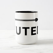 Gedämpft. Schwarz-Weiße Kaffeetasse (Mittel)