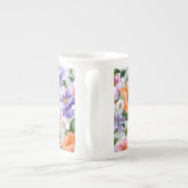 Gedämpfte bunte Blumen Boho-Blume  Porzellantasse (Rückseite)