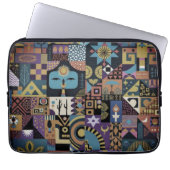 Gedämpfte erdige Folk-Art-Patchworkdecke Laptopschutzhülle (Vorderseite)