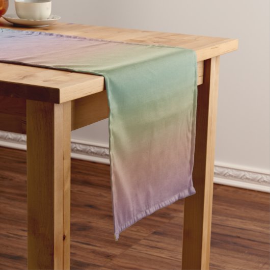 Gedämpfte Pastelllandschaft Großer Tischläufer (Beispiel)