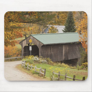 Gedeckte Brücke, Vermont, USA Mousepad