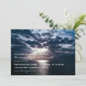 Gedenken an das Leben in Wolken durch die Sonne br Einladung (Stehend Vorderseite)