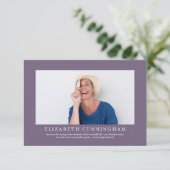 Gedenkfeier für sie| Elegantes modernes Foto Dankeskarte (Stehend Vorderseite)