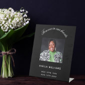 Gedenkfeier Schwarz-weißes Foto Sockelschild