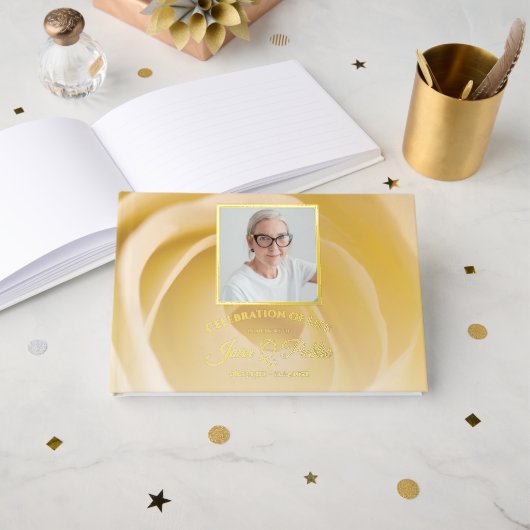 Gedenkfeier zur Blume der Weißen Rose Gästebuch (Vorderseite Offen)