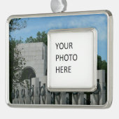 Gedenkfeiern des Zweiten Weltkriegs in Washington Rahmen-Ornament Silber (Links)