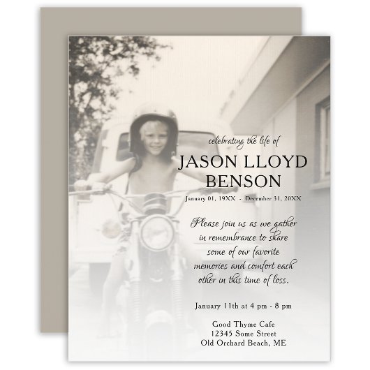 Gedenkkarte für das links Foto