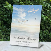 Gedenkstätte am Strand oder Beerdigung des Fotos Sockelschild