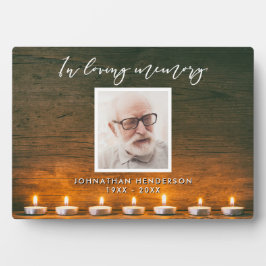 Gedenkstätte für Gedächtniskerzen und Fotos aus Ho Fotoplatte