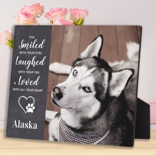 Gedenkstätte für Hunde - Erinnerung an den Verlust Fotoplatte