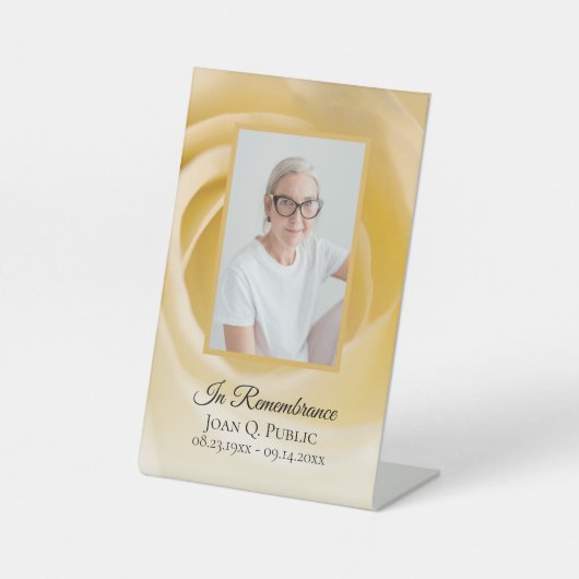 Gedenkstätte zur Beerdigung der Blume White Rose Sockelschild (Vorderseite)