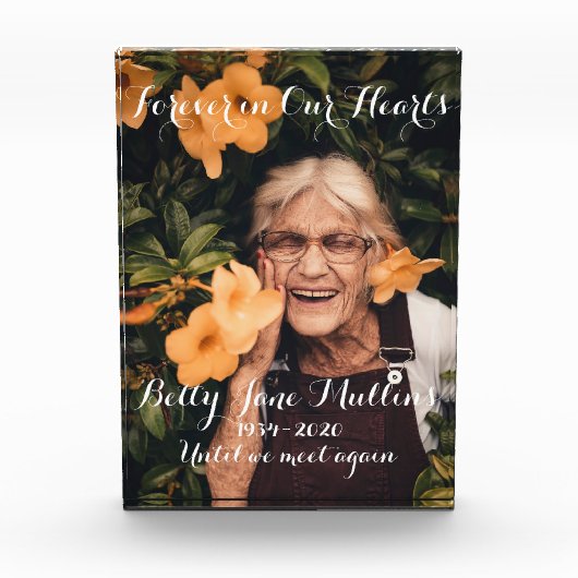 Gedenkveranstaltung Erholung im Foto (Vorderseite)