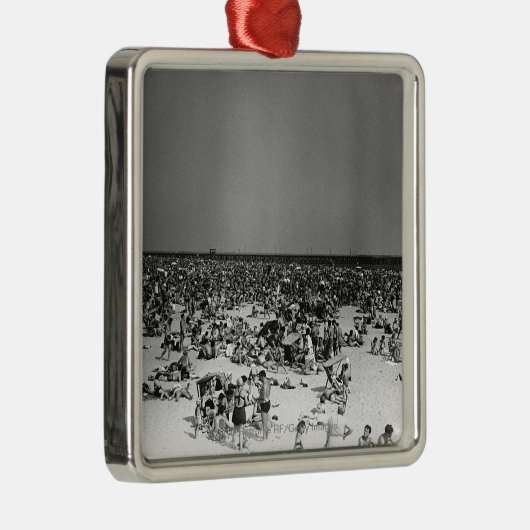 Gedrängter Strand Silbernes Ornament (Rechts)