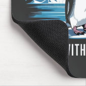 Gedreht Ich stehe mit den Pinguinen Mousepad (Ecke)