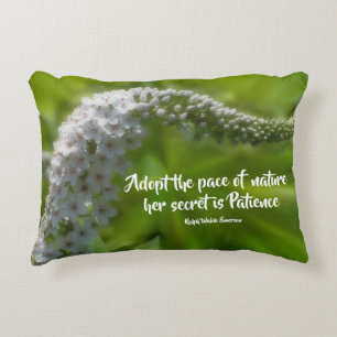 Geduld Zitat Weiße Blume Inspiration Dekokissen
