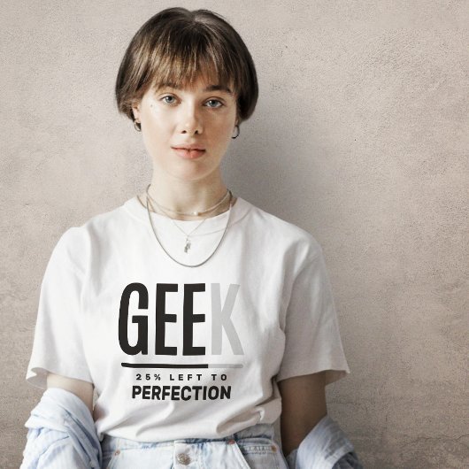 Gee... Geek Loading Personalisiert T-Shirt