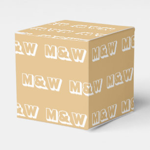 Geeignet für ein weißes Monogramm Kamelgeschenk Geschenkschachtel