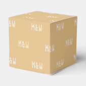 Geeignet für ein weißes Monogramm Kamelgeschenk Geschenkschachtel (Rückseite)