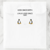 Geek seit der Geburt. Linux-Benutzer seit 1997. Runder Aufkleber (Tasche)
